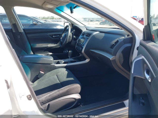 Nissan Altima 2.5 S 2015 1N4AL3AP4FC280916 Image 5