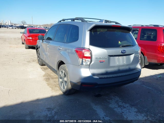 Subaru Forester 2.5i Premium 2017 JF2SJAEC6HH487122 Image 3