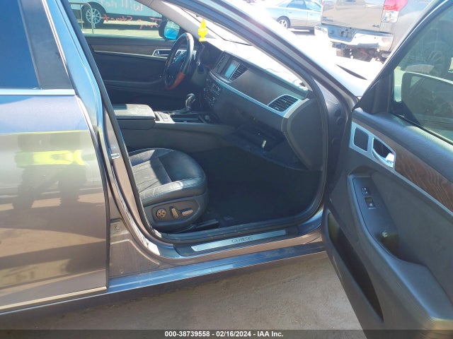 Hyundai Genesis 5.0 2015 KMHGN4JF4FU046695 Image 5