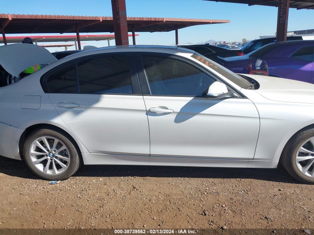 BMW 320i 2016 WBA8E1G51GNT33779 Image 13