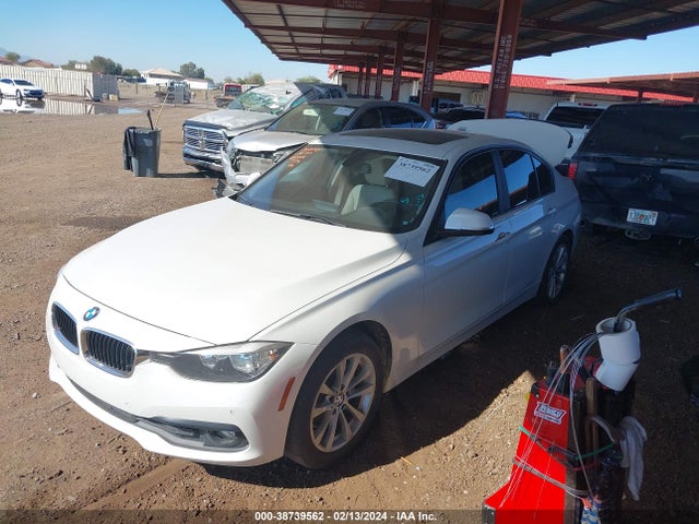 BMW 320i 2016 WBA8E1G51GNT33779 Image 2