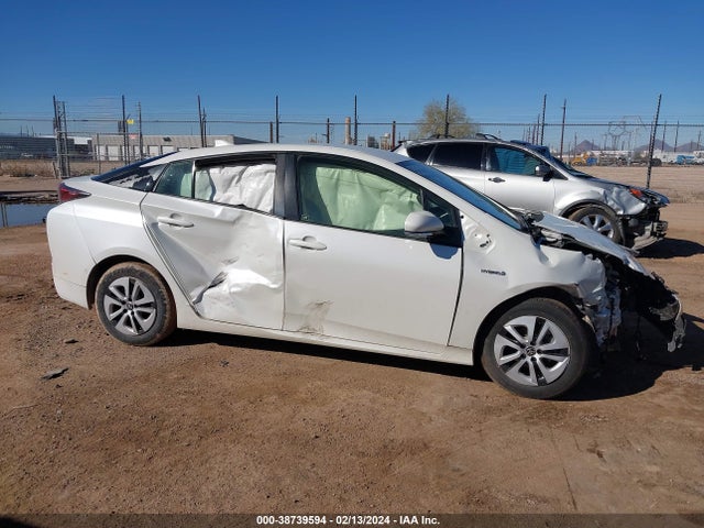 Toyota PRIUS 2018 JTDKBRFU9J3063339 Image 12