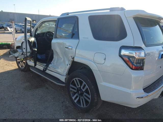 Toyota 4runner Limited 2022 JTEDU5JR7N5257808 Image 14