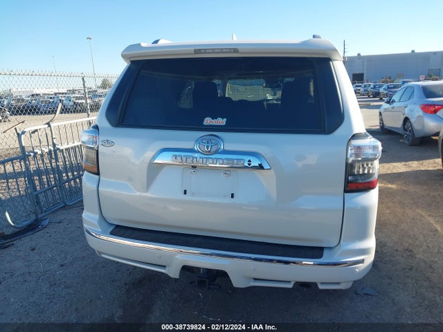 Toyota 4runner Limited 2022 JTEDU5JR7N5257808 Image 16