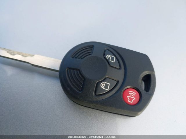 1FMCU0GD6HUE69717 Ford ESCAPE SE