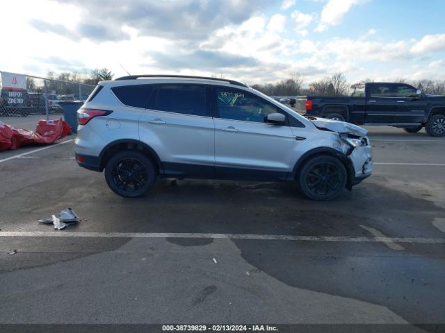 1FMCU0GD6HUE69717 Ford ESCAPE SE