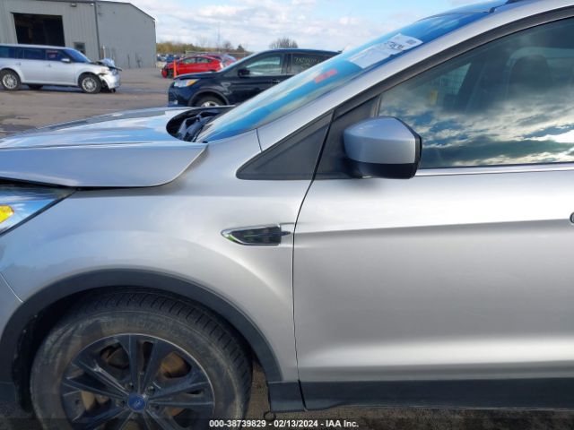 1FMCU0GD6HUE69717 Ford ESCAPE SE