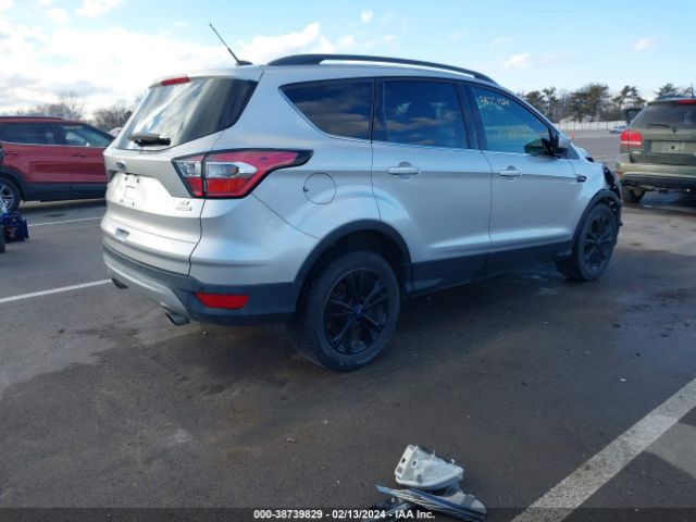 1FMCU0GD6HUE69717 Ford ESCAPE SE