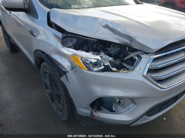 1FMCU0GD6HUE69717 Ford ESCAPE SE