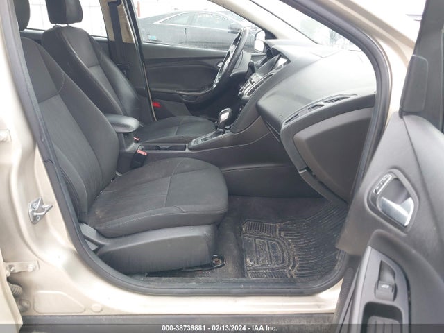 Ford FOCUS SEL 2017 1FADP3H29HL328330 Image 5