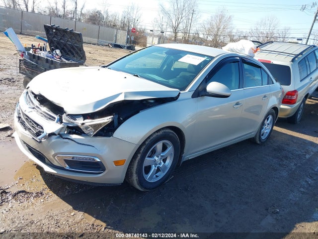 Chevrolet Cruze 1lt Auto 2015 1G1PC5SB1F7211962 Image 2