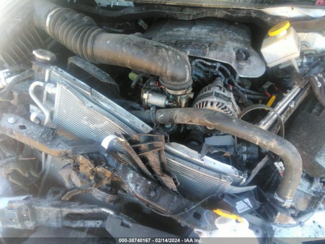 1C6SRFBTXNN163068 RAM 1500 Big Horn Quad Cab 4x4 6'4 Box