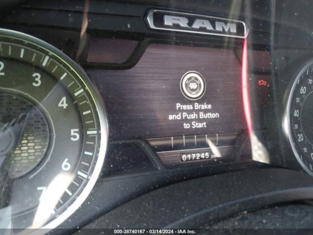 1C6SRFBTXNN163068 RAM 1500 Big Horn Quad Cab 4x4 6'4 Box