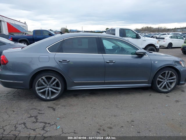 1VWDT7A33HC056743 Volkswagen Passat 1.8t R-line