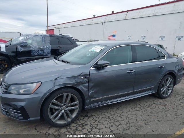 1VWDT7A33HC056743 Volkswagen Passat 1.8t R-line