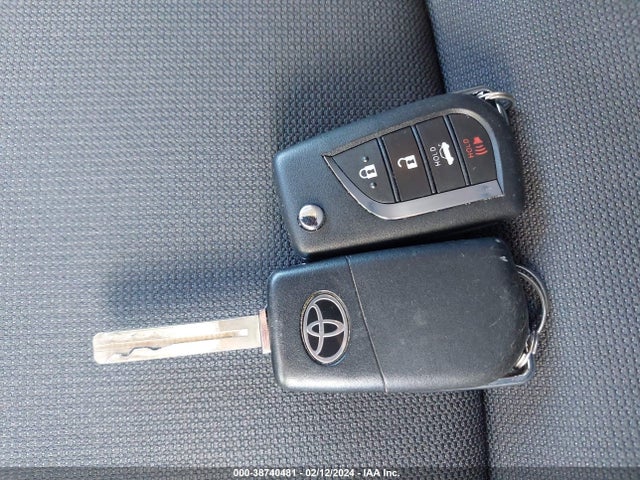 Toyota COROLLA LE 2021 JTDEPMAEXMJ189503 Image 11