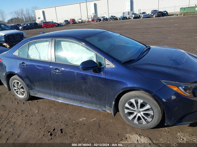 Toyota Corolla Hybrid Le 2022 JTDEAMDE0NJ058420 Image 13
