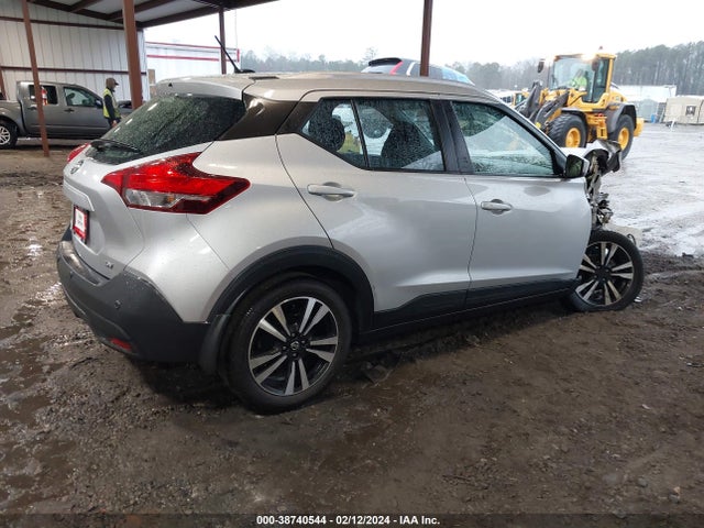 Nissan Kicks Sv Xtronic Cvt 2020 3N1CP5CV6LL534806 Image 4