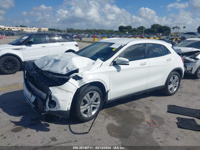 Mercedes-Benz GLA 250 2020 WDCTG4EB9LU028400 Image 2
