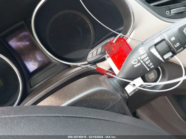 5XYZU3LB0FG257639 Hyundai Santa Fe Sport 2.4l