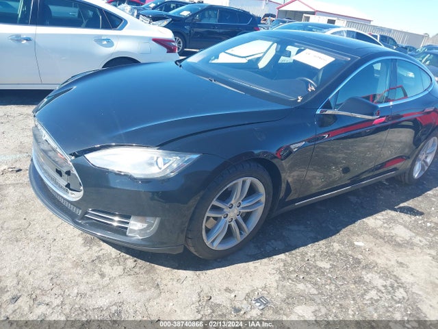 5YJSA1H17EFP30361 Tesla Model S P85