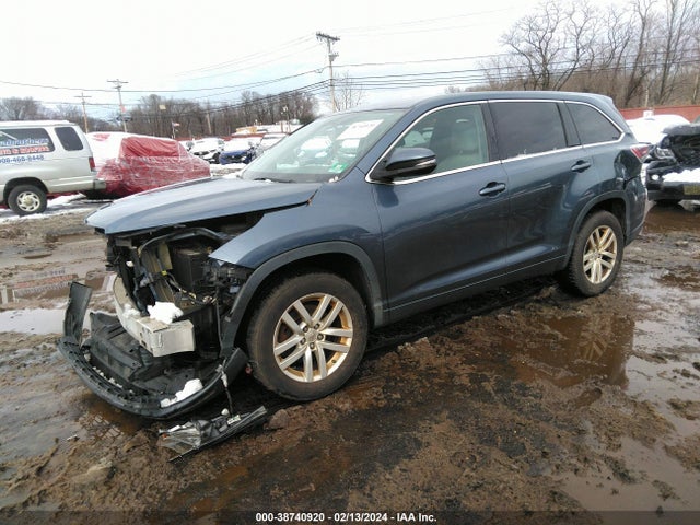 Toyota Highlander Le 2014 5TDZARFH2ES005551 Image 2