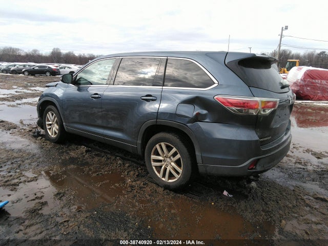 Toyota Highlander Le 2014 5TDZARFH2ES005551 Image 3
