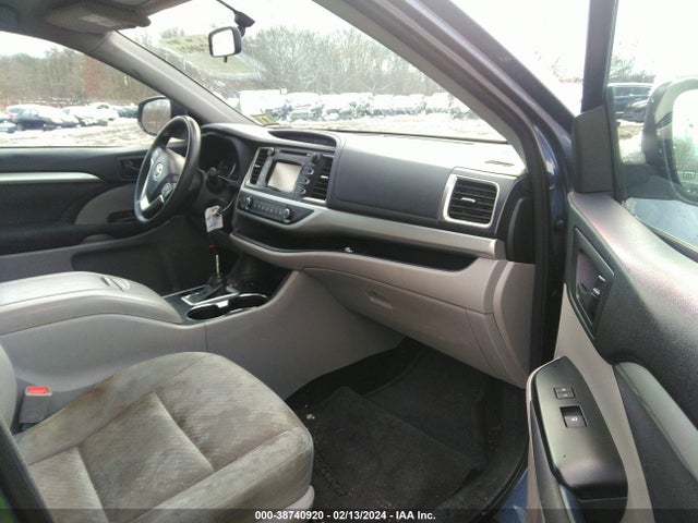 Toyota Highlander Le 2014 5TDZARFH2ES005551 Image 5