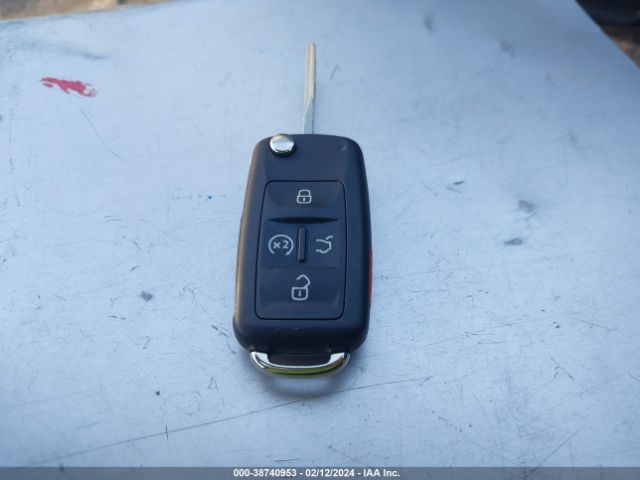 1VWSA7A37LC011357 Volkswagen Passat 2.0t Se