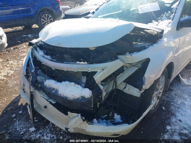 Nissan Altima 2.5 S 2015 1N4AL3AP6FC137076 Image 6
