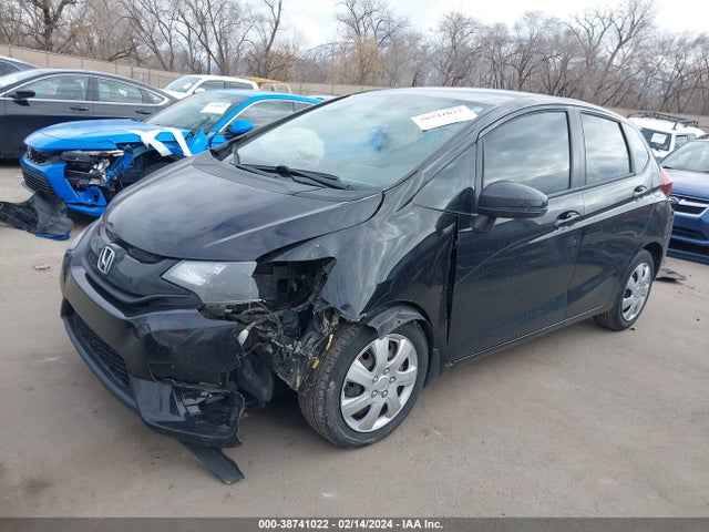 Honda FIT LX 2017 3HGGK5H54HM708171 Image 2