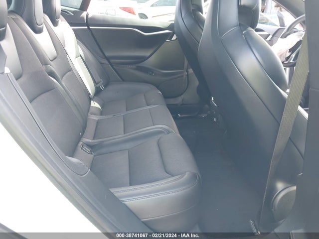 Tesla Model S 60/75 2017 5YJSA1E1XHF225875 Image 8