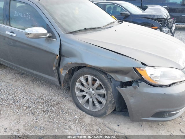 2013 CHRYSLER 200 LIMITED VIN: 1C3CCBCGXDN601812