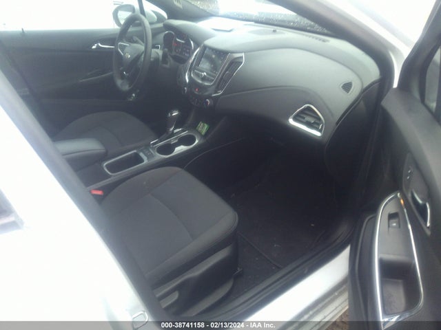 Chevrolet CRUZE LT 2019 1G1BE5SM5K7123139 Image 5