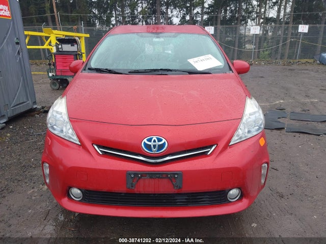 Продажа на аукционе авто 2013 Toyota Prius V Five, vin: JTDZN3EU0D3227036, номер лота: 38741202