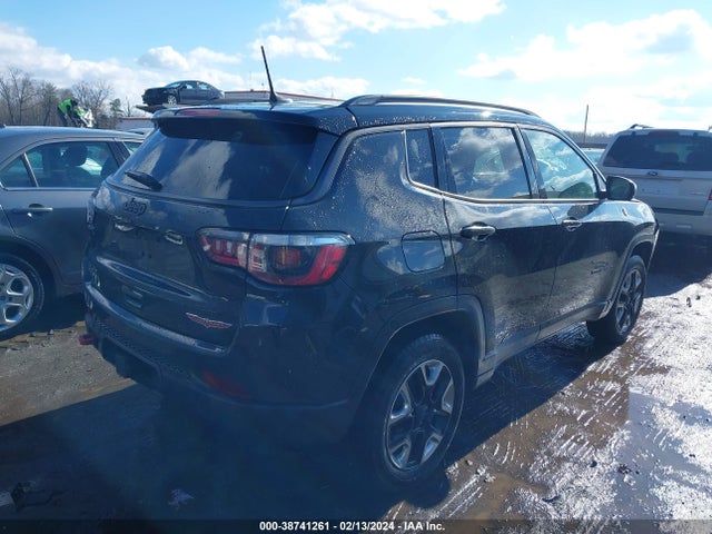 3C4NJDDB4JT264283 Jeep Compass Trailhawk 4x4