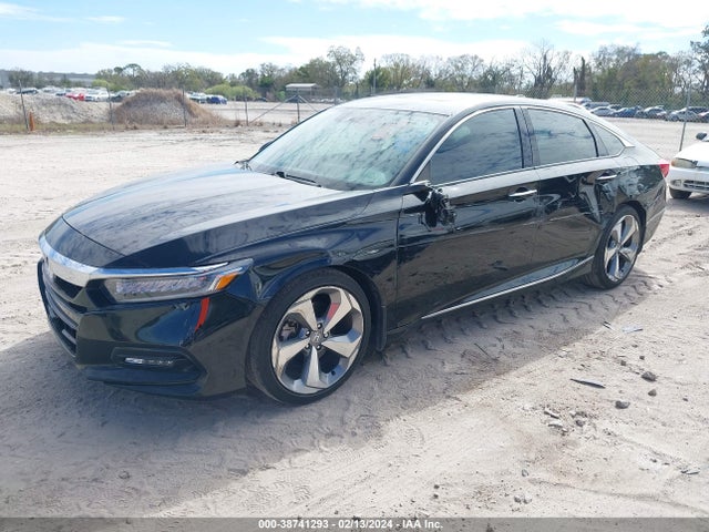 Honda Accord Touring 2018 1HGCV1F99JA191313 Image 2