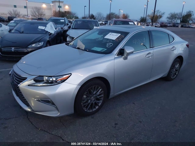 58ABK1GG2JU111028 Lexus ES 350