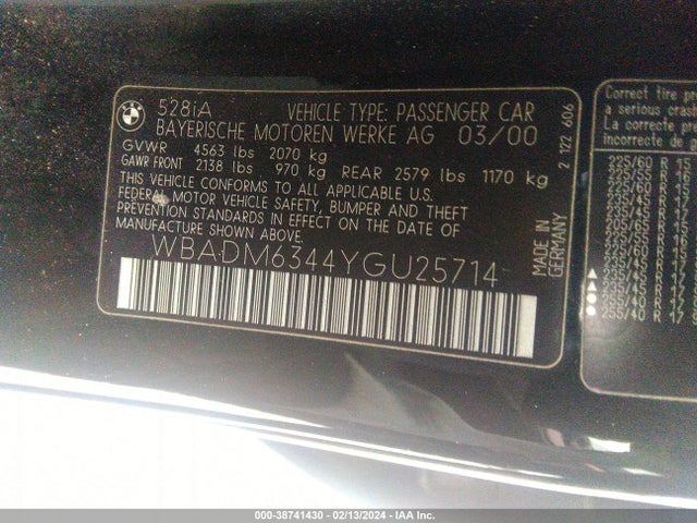 2000 BMW 528IA VIN: WBADM6344YGU25714