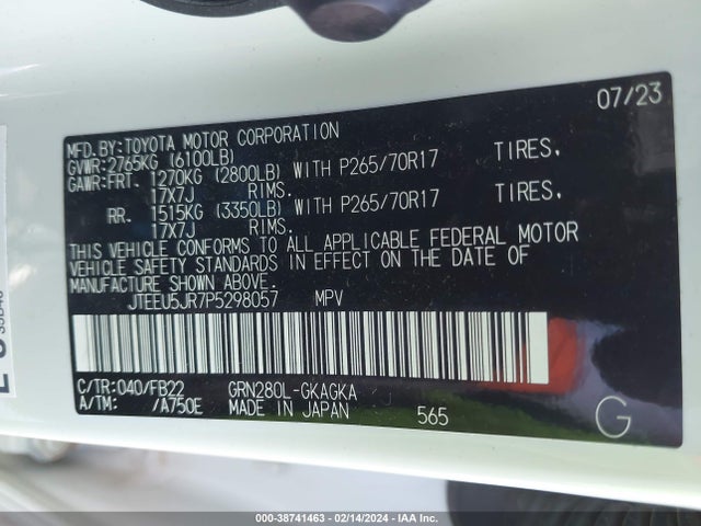 Toyota 4RUNNER SR5 2023 JTEEU5JR7P5298057 Image 9