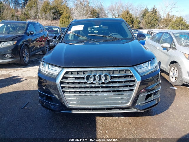 Audi Q7 3.0t Premium 2017 WA1LABF77HD027026 Image 12