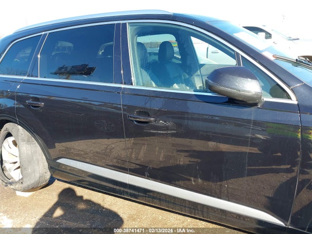 Audi Q7 3.0t Premium 2017 WA1LABF77HD027026 Image 13