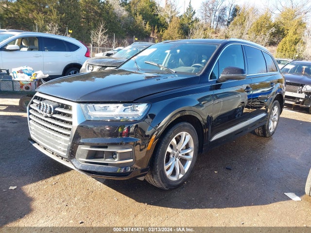 Audi Q7 3.0t Premium 2017 WA1LABF77HD027026 Image 2