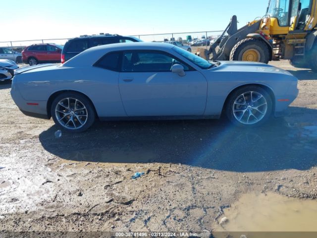 2C3CDZJG9NH211481 Dodge Challenger Gt