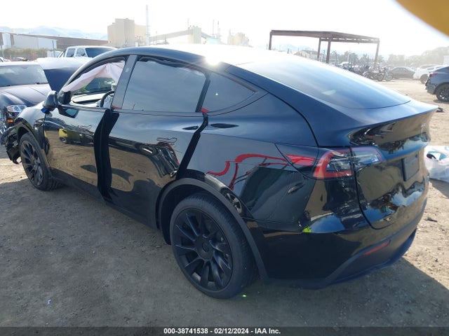 7SAYGDEE7RF983044 Tesla Model Y Long Range Dual Motor All-wheel Drive