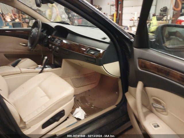 2010 BMW 535I XDRIVE VIN: WBAPT7C50AC237736