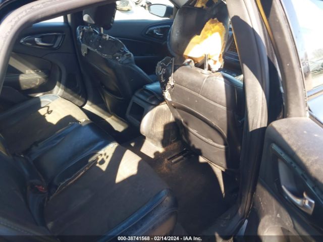 1C3CCCBB8GN120876 Chrysler 200 S
