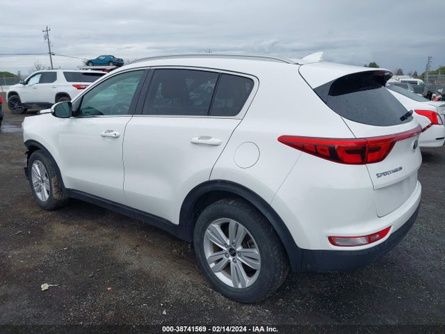 2018 KIA SPORTAGE LX VIN: KNDPM3AC5J7484530
