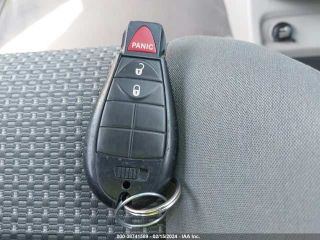 2009 VOLKSWAGEN ROUTAN S VIN: 2V8HW44189R608142
