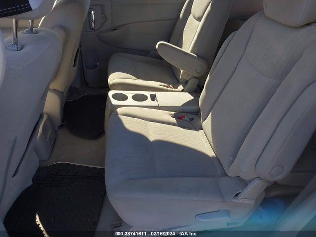 Nissan Quest Sv 2015 JN8AE2KP4F9123417 Image 8